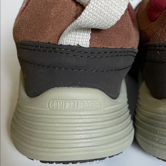 Merrell Tortoise Shell Burgundy and Brown Athletic Shoes, women’s size 6 - Picture 5 of 10